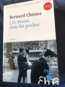 Bernard Chenez : Les mains dans les poches